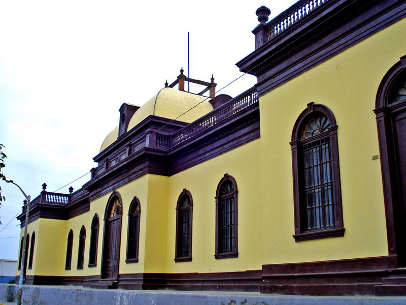 Casa de la Cultura ex-Estación del Ferrocarril en pacasmayo