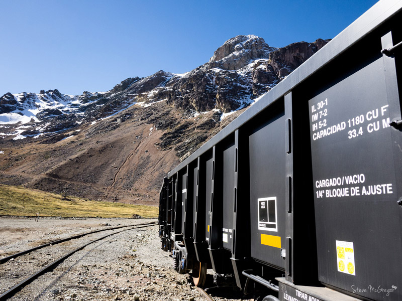 El Ferrocarril Central Andino y los hermosos paisajes de su recorrido