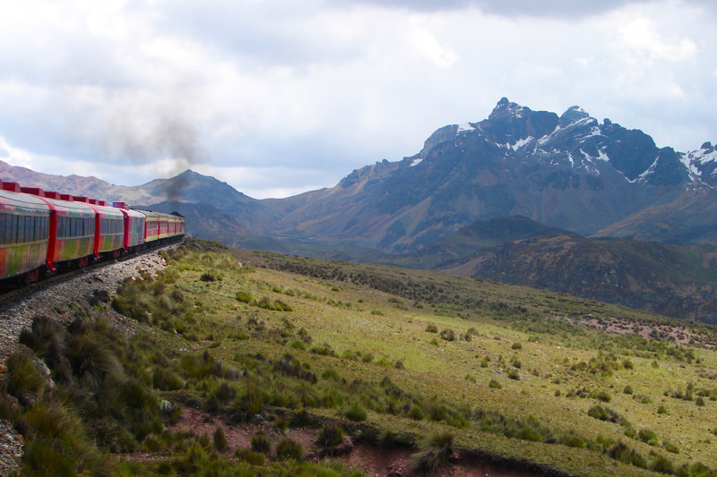 El Ferrocarril Central Andino, tren que recorre lima a huancayo