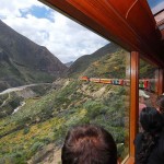 hermosa vista desde el tren turistico lima huancayo