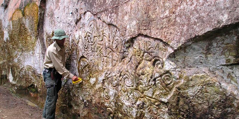 Los Petroglifos de Pusharo