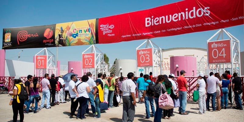 Con éxito inicio feria "Perú Mucho Gusto" en Tacna