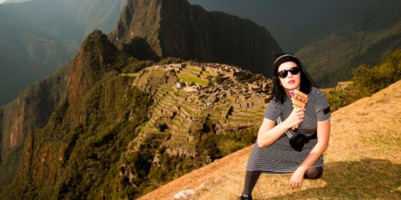 Katy Perry cumplió su sueño y llegó a Machu Picchu