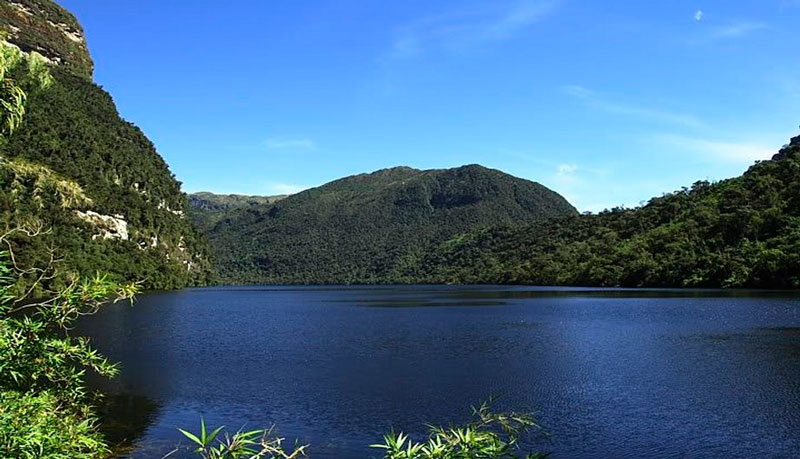 Laguna-de-los-cóndores-9