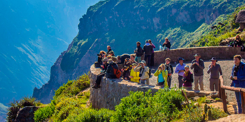 Arequipa celebra los 35 años del descubrimiento del Cañón del Colca