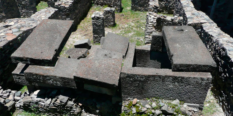 Complejos arqueológicos Wari y Huacaloma son declarados de interés nacional