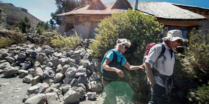 Turistas permanecen en el Colca a pesar de réplicas por sismo