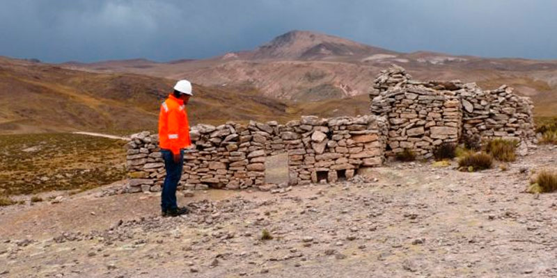 Descubren estructuras preincas y pinturas rupestres en Arequipa