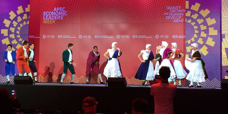 Riqueza y diversidad del folklore peruano es atractivo en Cumbre APEC