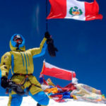 Peruano Víctor Rímac coronó la cima del Everest sin oxígeno artificial