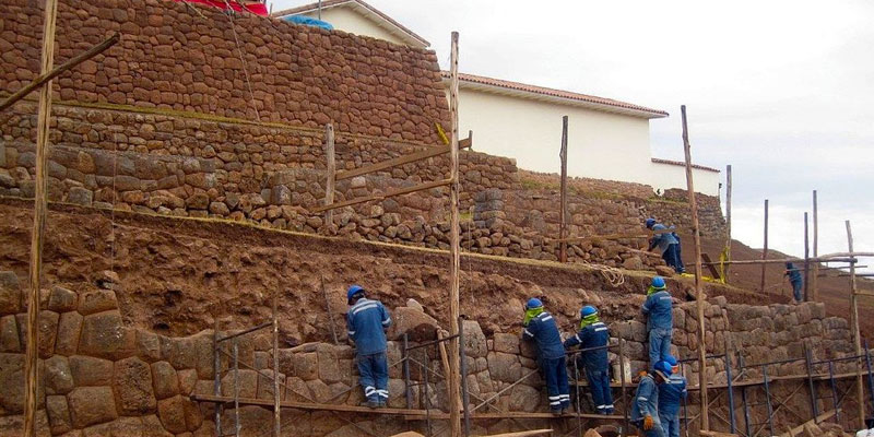Descubren andenes y recintos incas en parque arqueológico de Chinchero